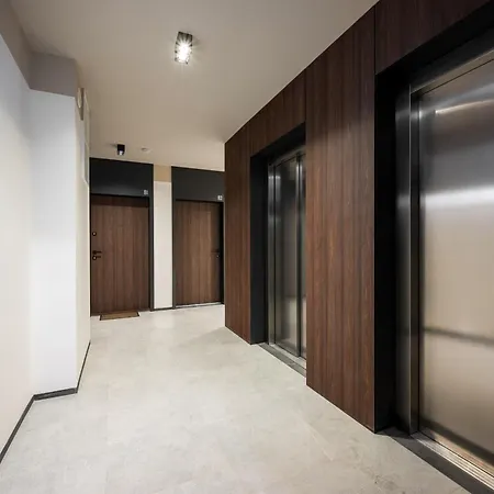 Apartamento Aleja Krakowska Lavish By Bookinghost Varsóvia